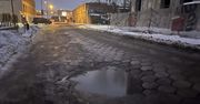 Lublin: "Droga z dołem po kostki". Kiedy zostanie naprawiona ul. Farbiarska?