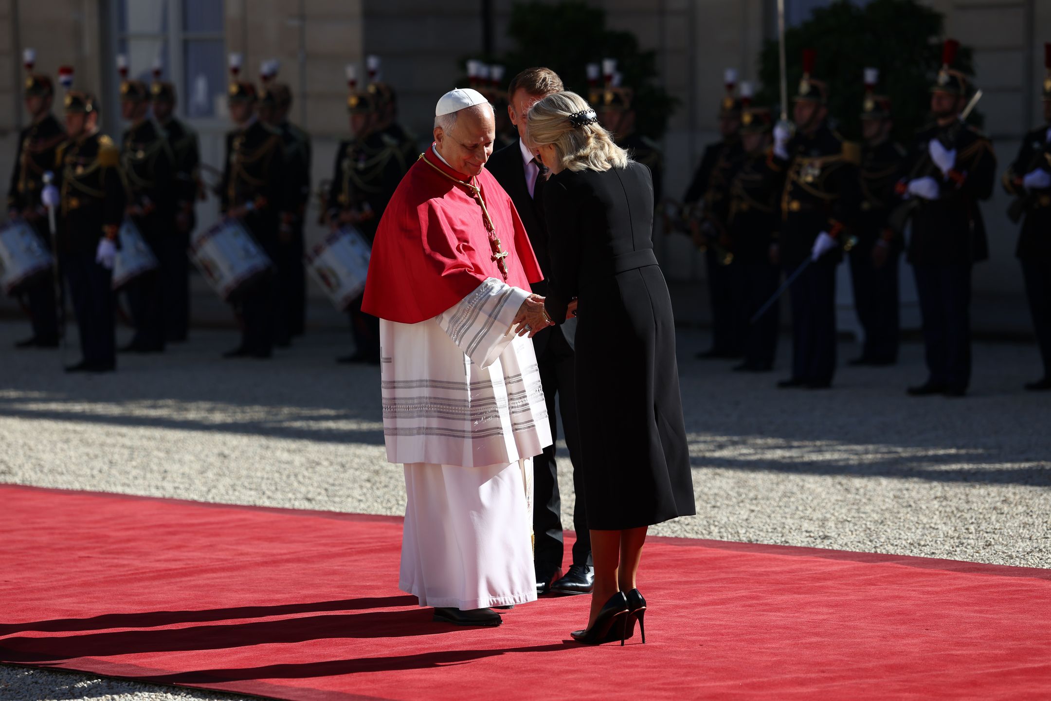 Brigitte i Emmanuel Macron podczas spotkania z papieżem