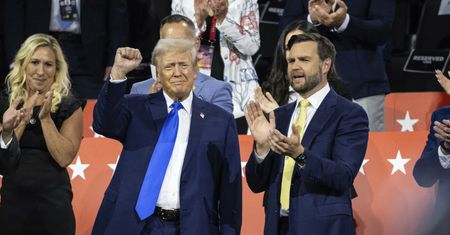 "Tajwan powinien płacić USA". Trump ostro. Mówi też o przyjaźni z Putinem