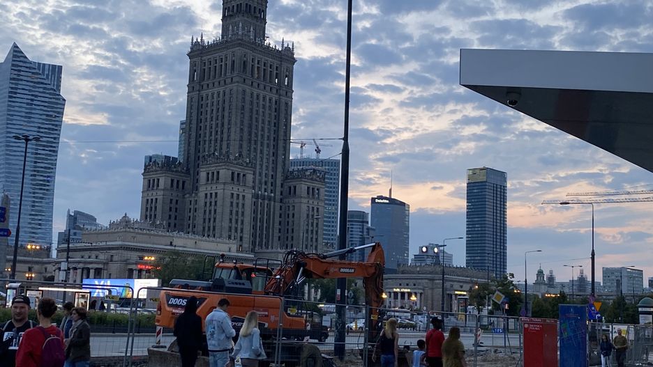 Warszawa. Jeszcze do 30 września trwa powszechny spis. Po nim wiadomo będzie, ilu nas naprawdę jest, w jakich warunkach mieszkamy, jak pracujemy, jakie tworzymy relacje (Barbara Kwiatkowska)