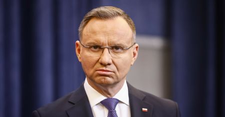 "Tylko złośliwość". Ruch prezydenta może opóźnić podwyżki