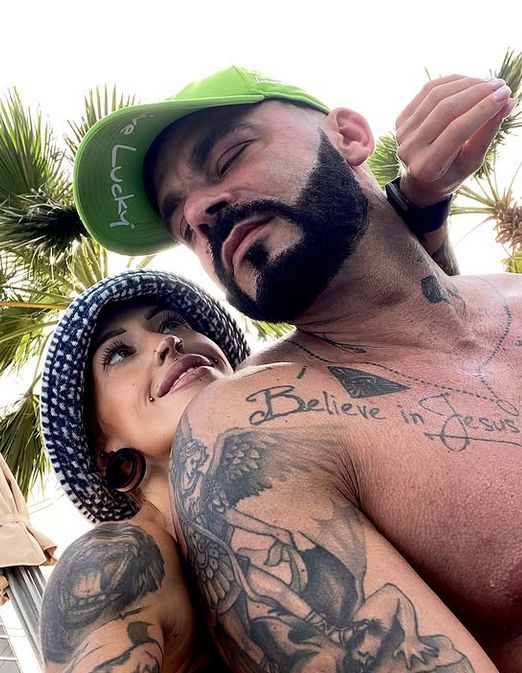 Dominika Konował z partnerem