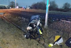 Tragiczny wypadek w Legnicy. 70-latka wjechała tuż pod pociąg