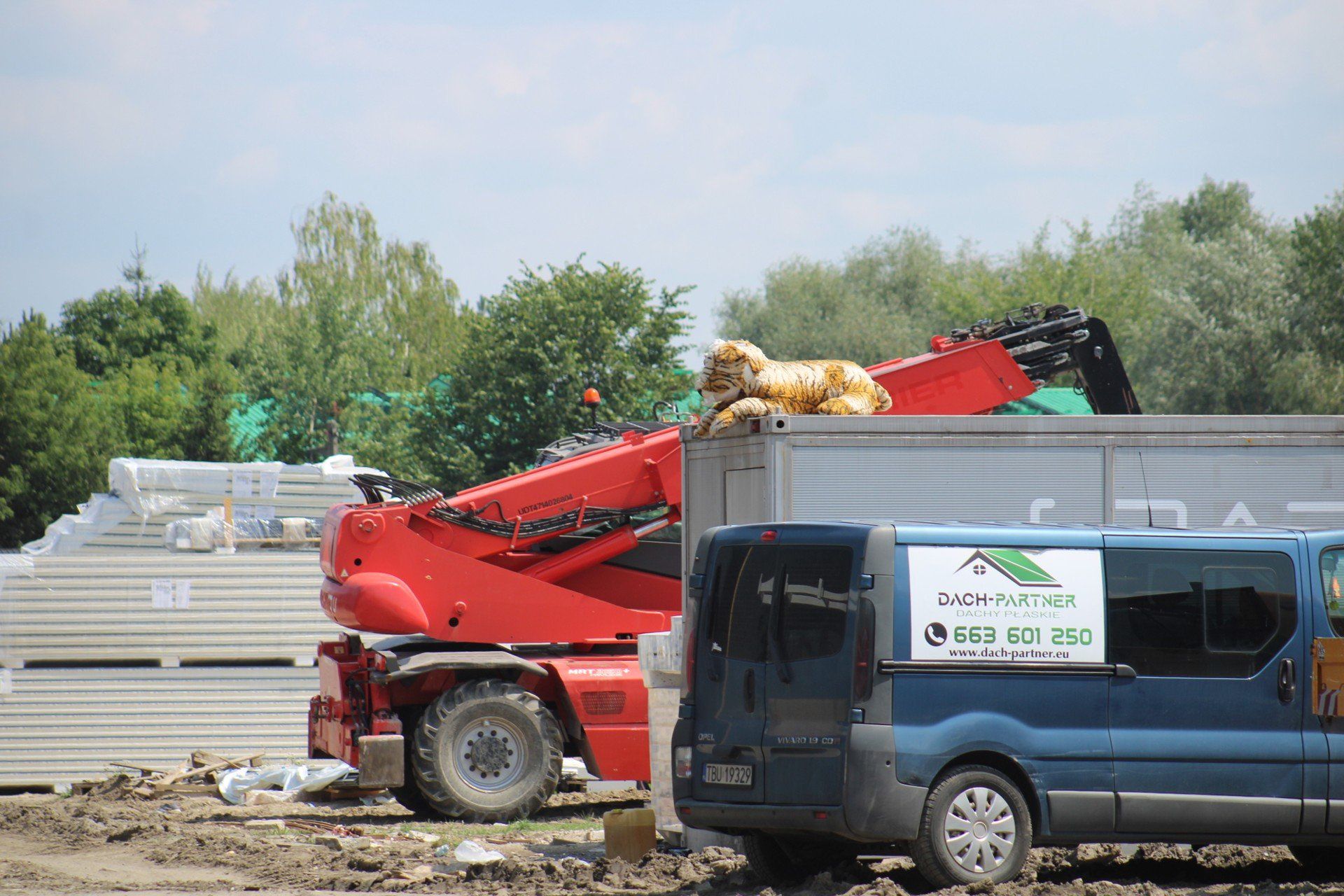 Budowa nowego parku handlowo-usługowego i Aldi w Tarnobrzegu, 16 lipca 2025