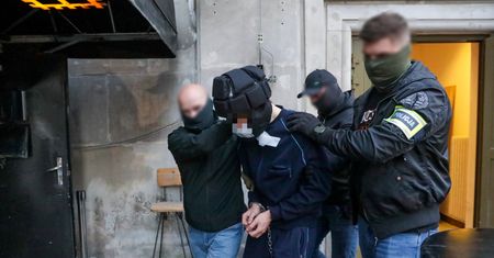 Zabójstwo na UW. Policja pokazała nagranie z podejrzanym