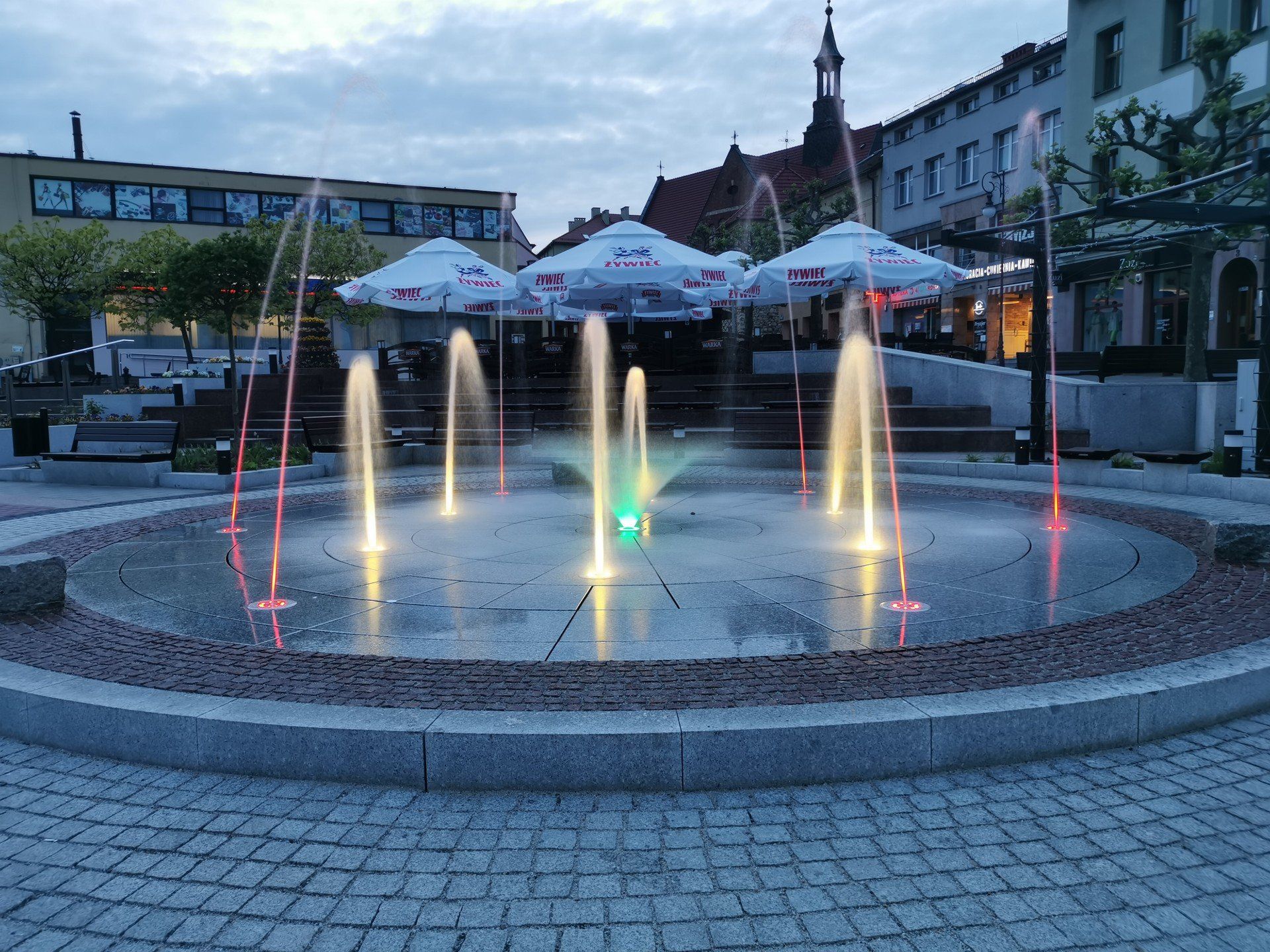 Rynek w Chrzanowie, na którym doszło do bójki pięciu mężczyzn 