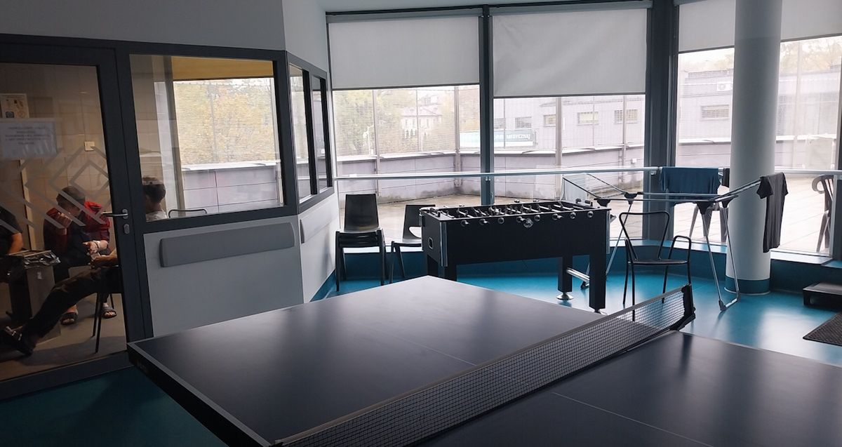 Pacjenci oddziału OLAZA  mają do dyspozycji oddzielną palarnię