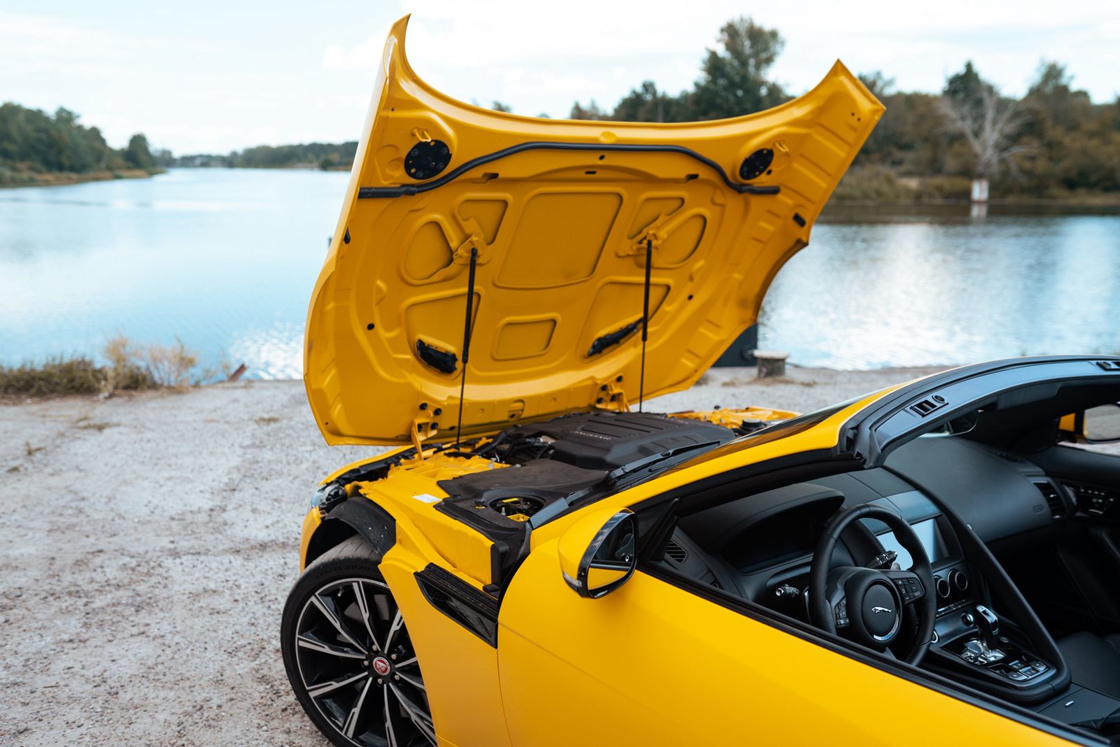 Jaguar F-Type R Convertible