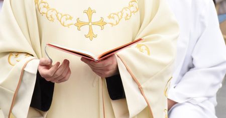 Co wiernych boli w Kościele? Episkopat ujawnia raport