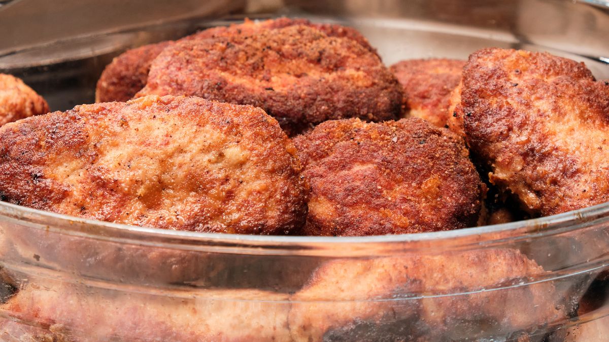 Kotlety mielone smażone na smalcu zachowują tradycyjny charakter