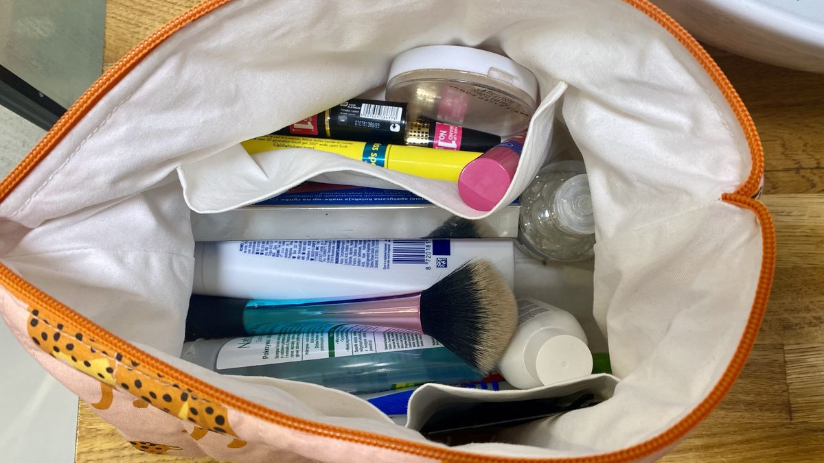 Kiedy kosmetyki do makijażu tracą ważność? 