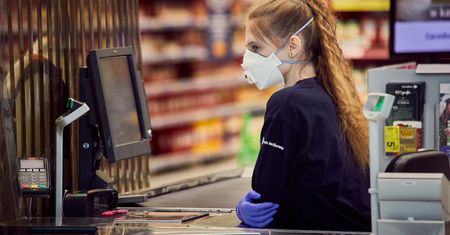 "Warzywniak plus". Większość Polaków poparłoby utworzenie państwowej sieci sklepów