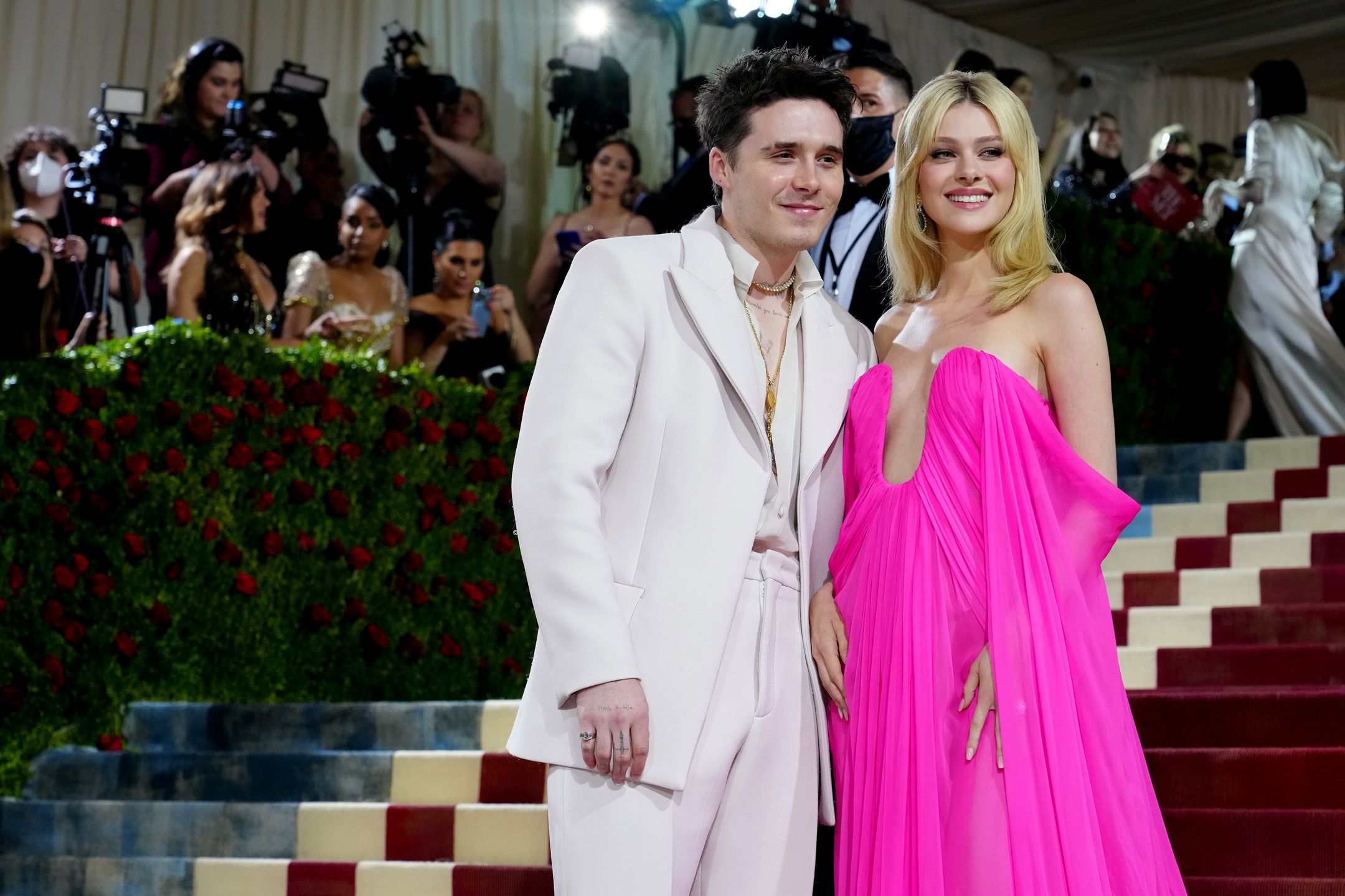 Brooklyn Beckham i Nicola Peltz zdradzają szczegóły ślubu w "British Vogue"