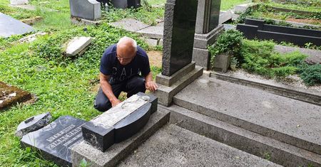 Bielsko-Biała. Hojni darczyńcy, prace przy renowacji nagrobków ruszyły
