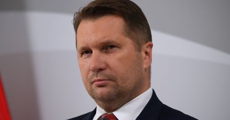 Przemysław Czarnek zwolennikiem klapsów? "To są inne kwestie"
