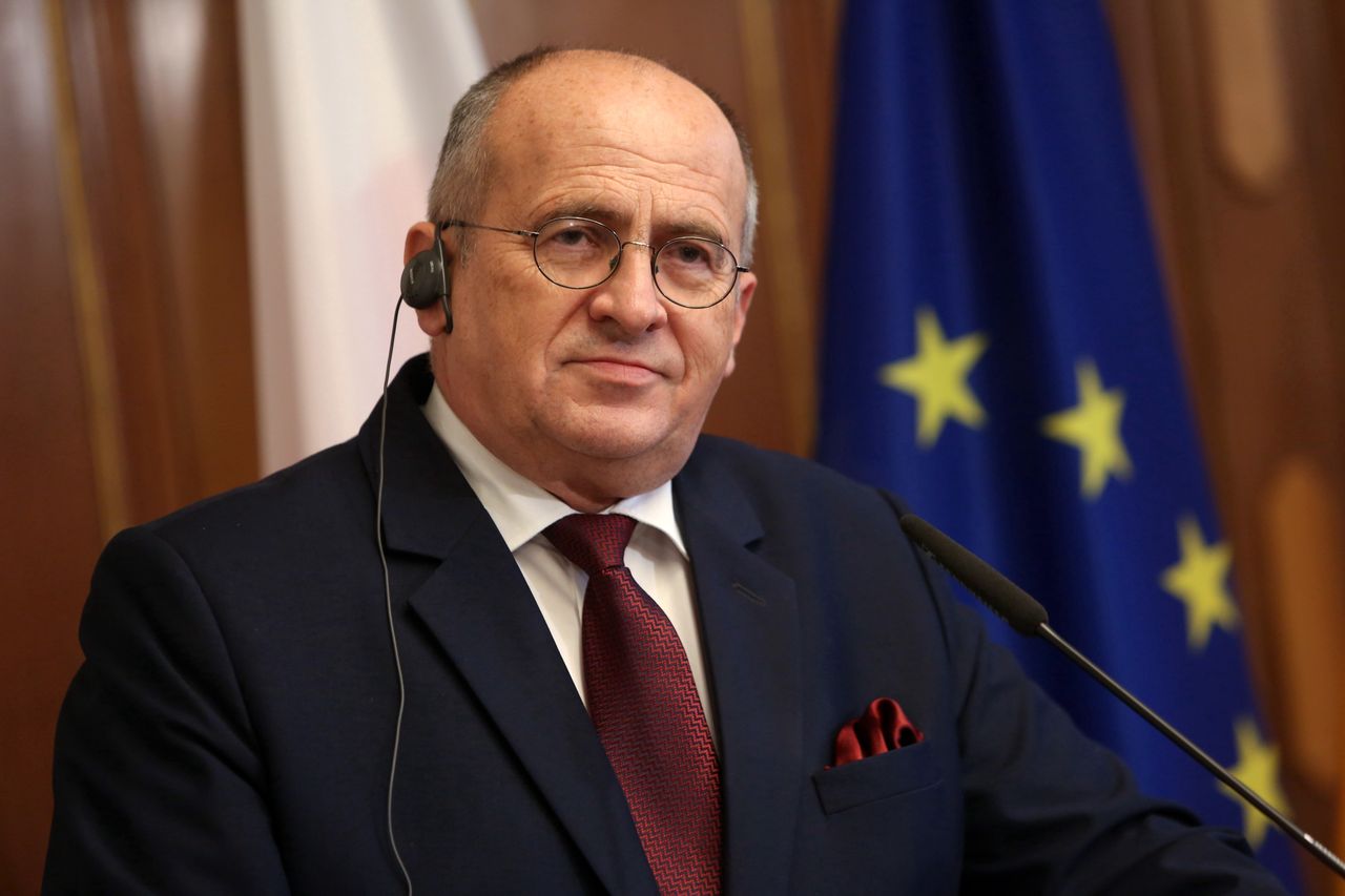 Brexit. 700 tys. Polaków skorzystało z prawa do stałego osiedlenia