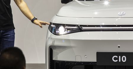Stellantis jak Izera? Koncern rozważa produkcję chińskich aut