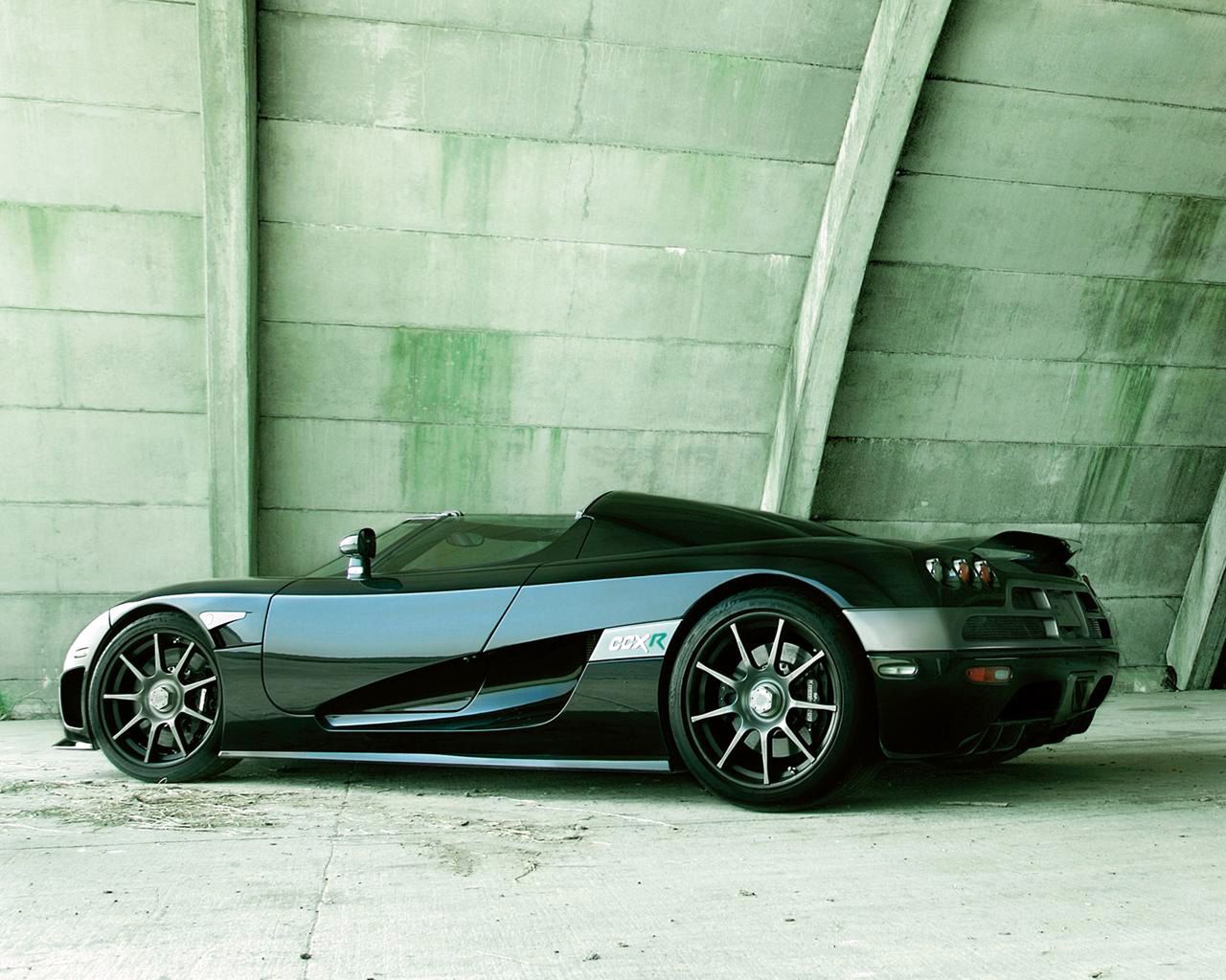 Koenigsegg CCXR - 0-100 km/h: 3,1 s