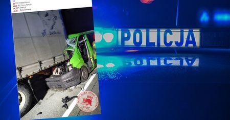 Wypadek na A2. Bus wbił się w ciężarówkę