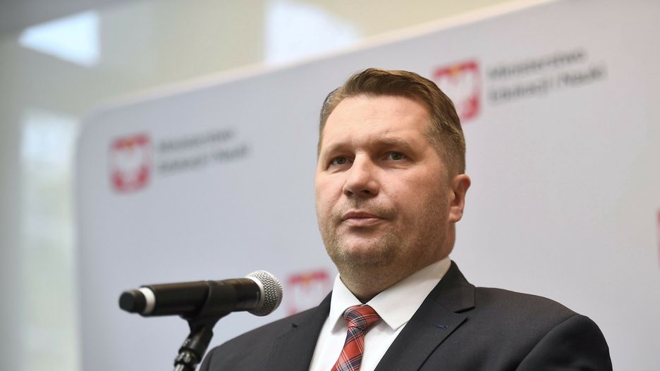 Weto ws. "lex TVN". Czarnek podjąłby inną decyzję 