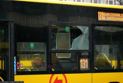 Zniszczone autobusy w Warszawie. Policja wyjaśnia incydent