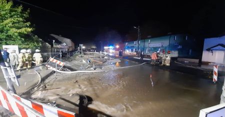 Dramatyczne chwile w Pilchowicach. Centrum zmieniło się w rwącą rzekę