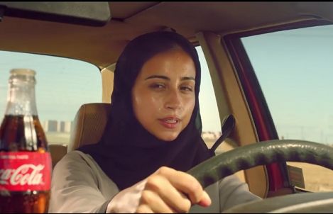 Coca-Cola odpowiada reklamą na zniesienie zakazu prowadzenia aut przez Saudyjki