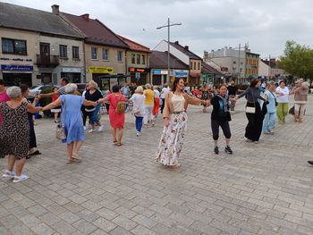 Letnia Potańcówka na rozpoczęcie wakacji w Starachowicach. Międzypokoleniowa zabawa do znanych przebojów