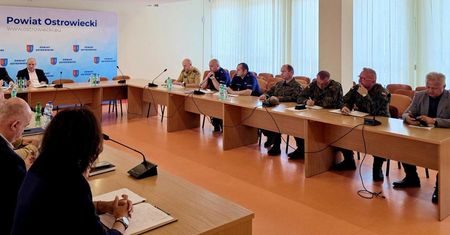 Wielkie ćwiczenia obronne w powiecie ostrowieckim. Służby przećwiczą cyberatak, ewakuację i poszukiwanie drona