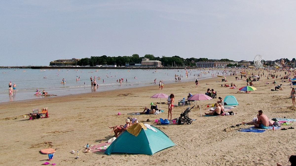 Kobieta zgwałcona niedaleko plaży. Policja odgrodziła teren
