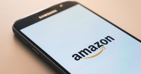 Amazon rozdaje pieniądze na zakupy. Sprawdź, jak je odebrać
