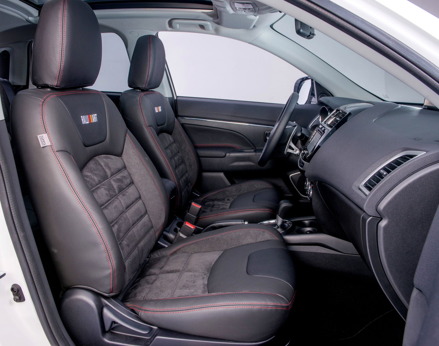 Wnętrze Mitsubishi ASX Ralliart