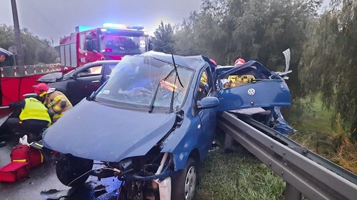 Tragiczny wypadek z udziałem volkswagena i kii w Łęcznej