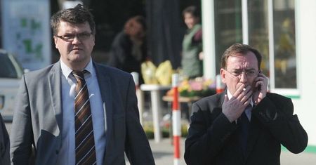 Skazany Mariusz Kamiński "dziękuje za modlitwy". Do tej pory znany był jako ATEISTA. "Nigdy nie bierze udziału w mszach"