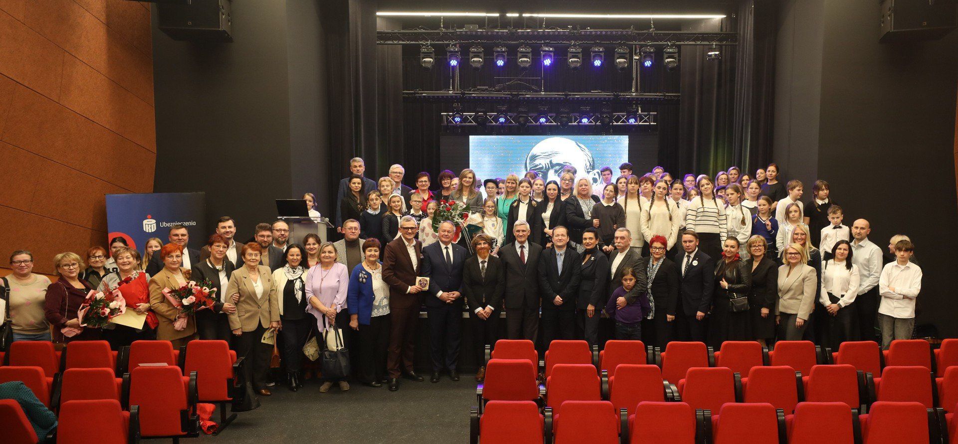 Szkoła Podstawowa nr 3 im. Janusza Korczaka w Czeladzi świętuje trzy jubileusze. Uroczyste spotkanie odbyło się w Kopalni Kultury