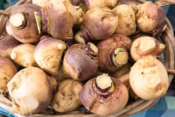 Dla Norwegów i Brytyjczyków to najlepszy zamiennik ziemniaków. Polacy gardzą i dają świniom