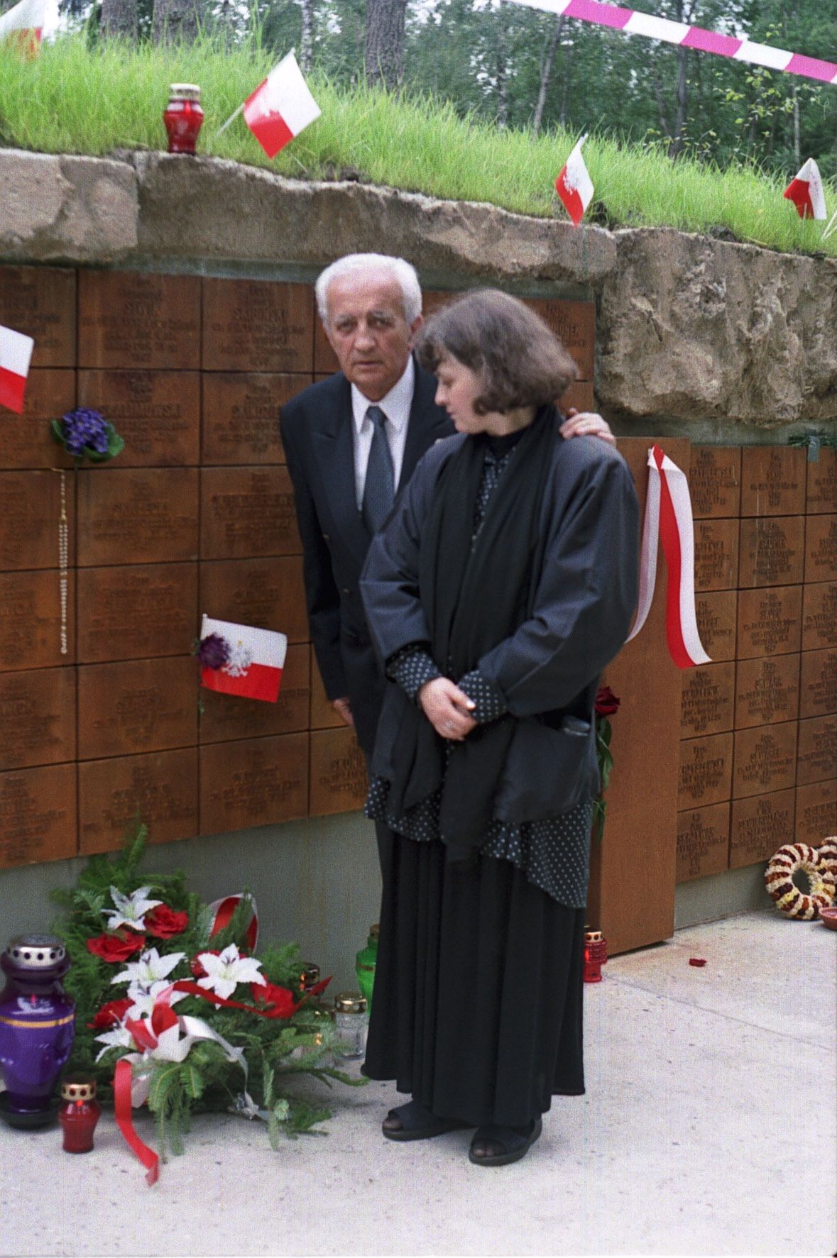 Otwarcie Polskiego Cmentarza Wojennego w Katyniu, 28 lipca 2000.