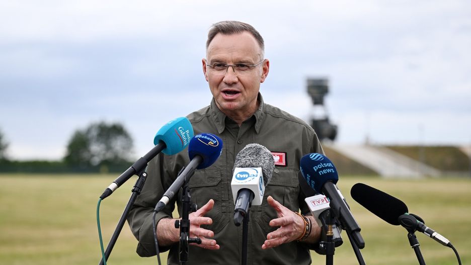Andrzej Duda podczas konferencji w 34. Chojnickim Batalionie Radiotechnicznym w Chojnicach