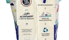 Carrefour przerabia odpady z oceanów na torby