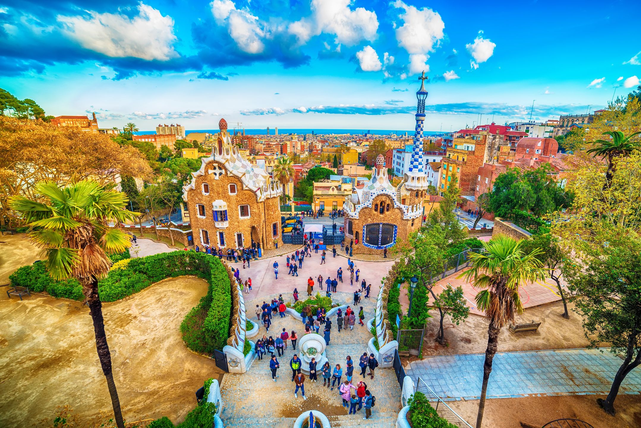 Barcelona śladami Gaudiego zachwyca