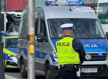 85-latka potrącona na przejściu dla pieszych przez dostawcę jedzenia na elektrycznym rowerze