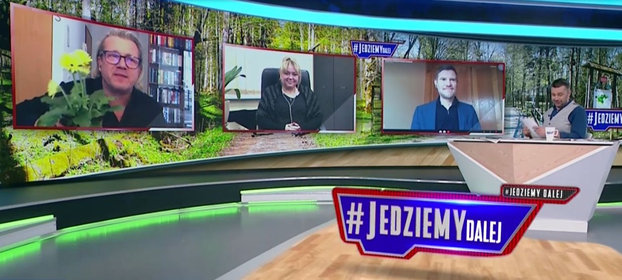 Gratulacje dla Kurskiego na antenie TVP Info. Były nawet kwiaty