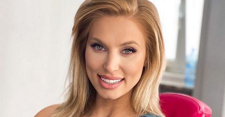 Karolina Pajączkowska pokazała swoje stare zdjęcia. "Chce mi się płakać"