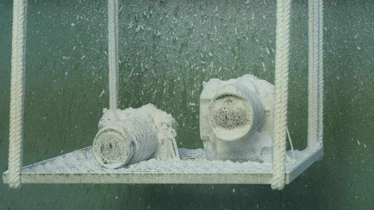 Ekstremalny test aparatu. Woda i kurz nie robią na nim wrażenia 1