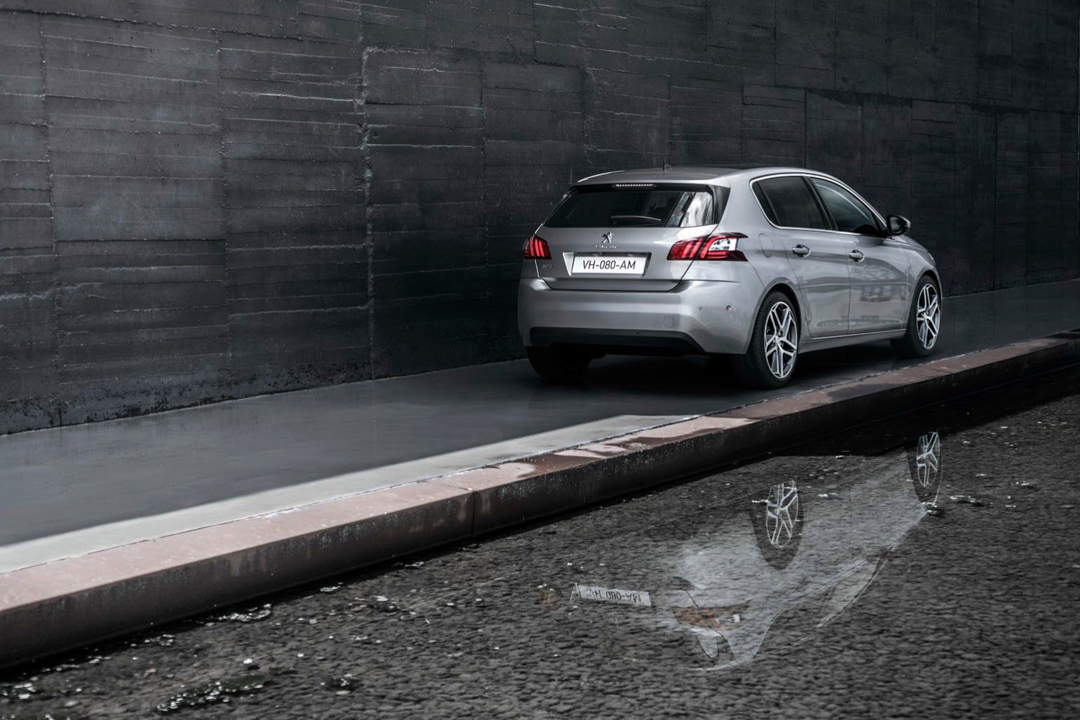 Nowy Peugeot 308 w obszernej galerii zdjęć 73