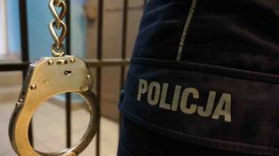 Chojno: "Pożyczył" ciągnik ze stadniny, żeby wyciągnąć auto z rowu
