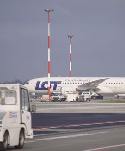 Warszawa. Nieplanowane lądowanie na Okęciu. W samolocie wykryto usterkę