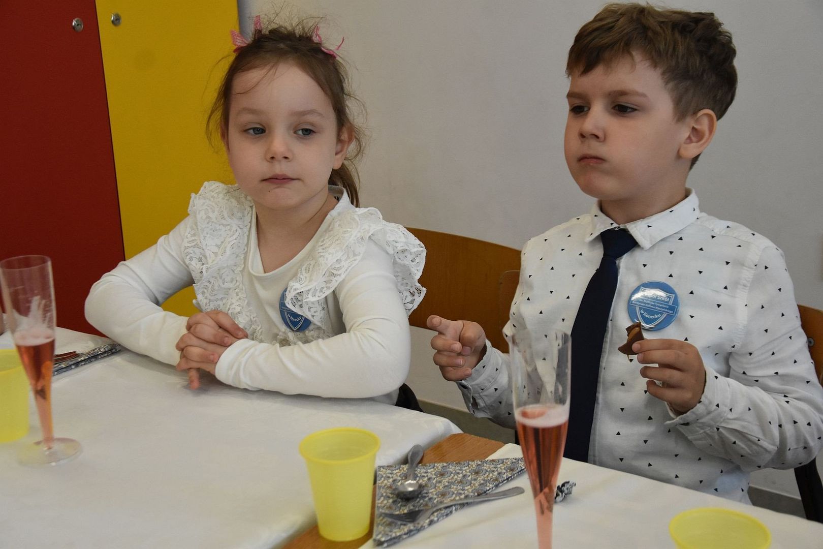 Otwarcie nowej sali do terapii integracji sensorycznej w szkole w Konecku.