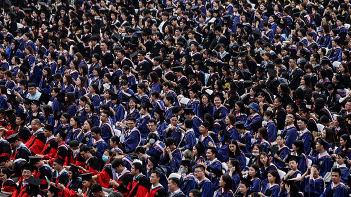 Na uroczystości zgromadziło się 11 tys. uczniów. 