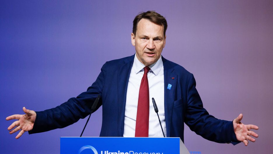 Szef MSZ Radosław Sikorski reaguje po propozycji Władimira Putina